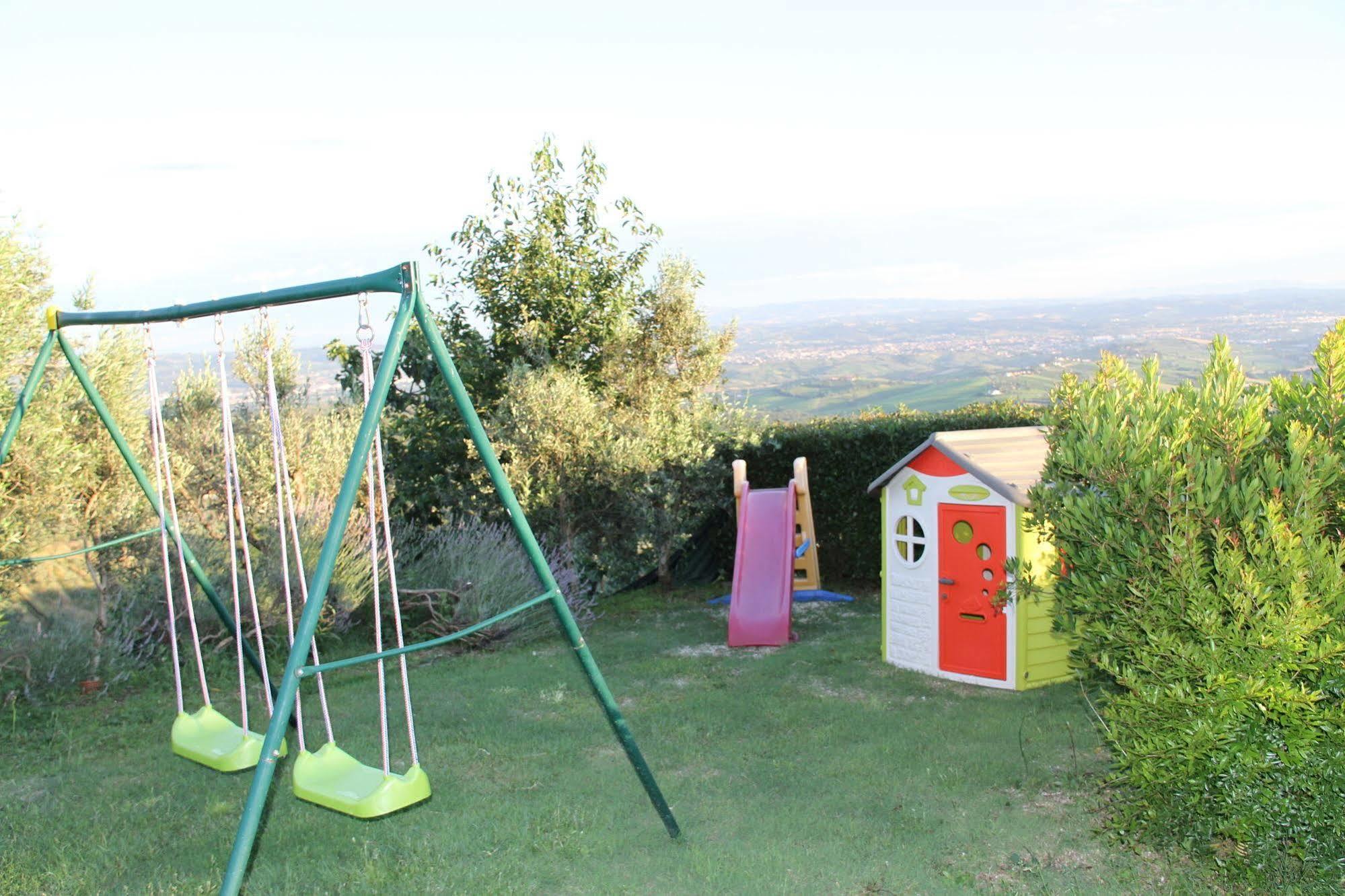 Colle Da Vinci Villa Bagian luar foto